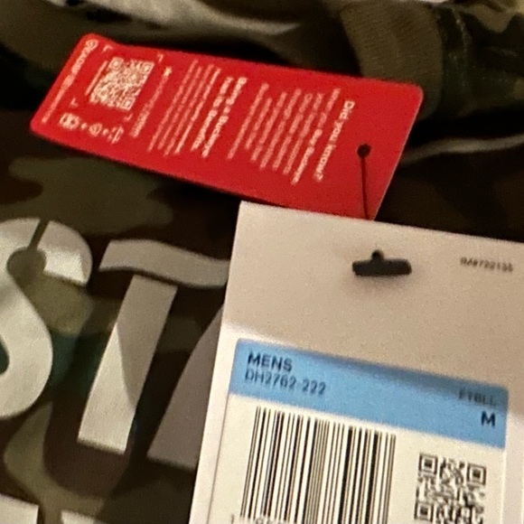 NWT Nike Dri Fit Ohio State Buckeyes Camo Long Sleeve Shirt - Men's - Picture 11 of 12